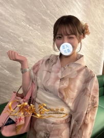 「大阪の平價茶」美波 - 保險業務員