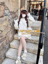 「東京」瑠夏 - 在校大學生